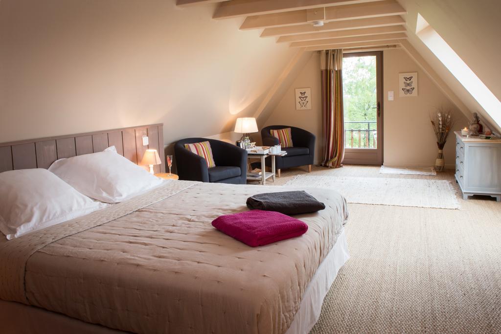 Le Lion D'Or En Perigord Mauzac-et-Grand-Castang Exterior foto